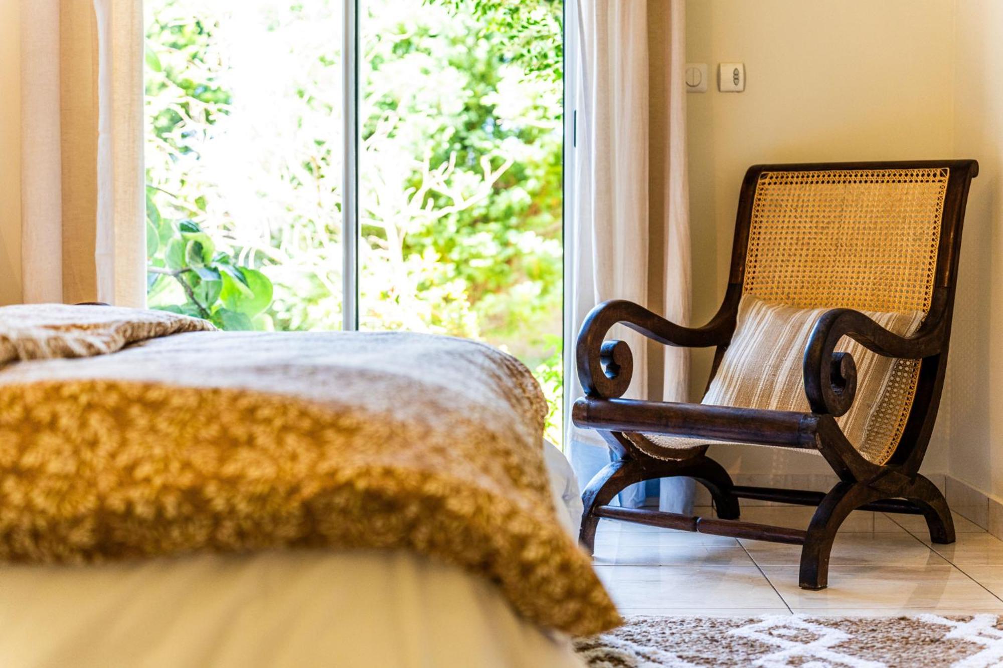 Villa Et Grand Jacuzzi Six Personnes, En Pleine Nature 생조세프 외부 사진