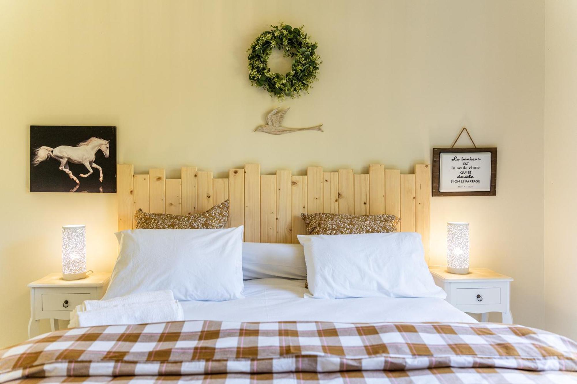 Villa Et Grand Jacuzzi Six Personnes, En Pleine Nature 생조세프 외부 사진